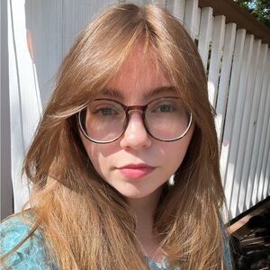 Meet your Posher, Skylar